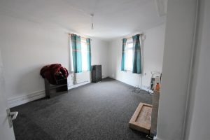commercial property for sale in ls8 bedroom