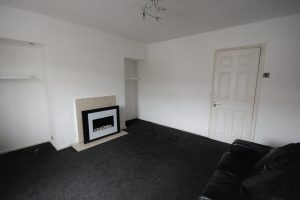 Property for rent in LS9 Glensdale Mount Leeds lounge