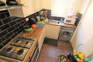 Property for sale in LS11: Woodview Terrace Leeds kitchen