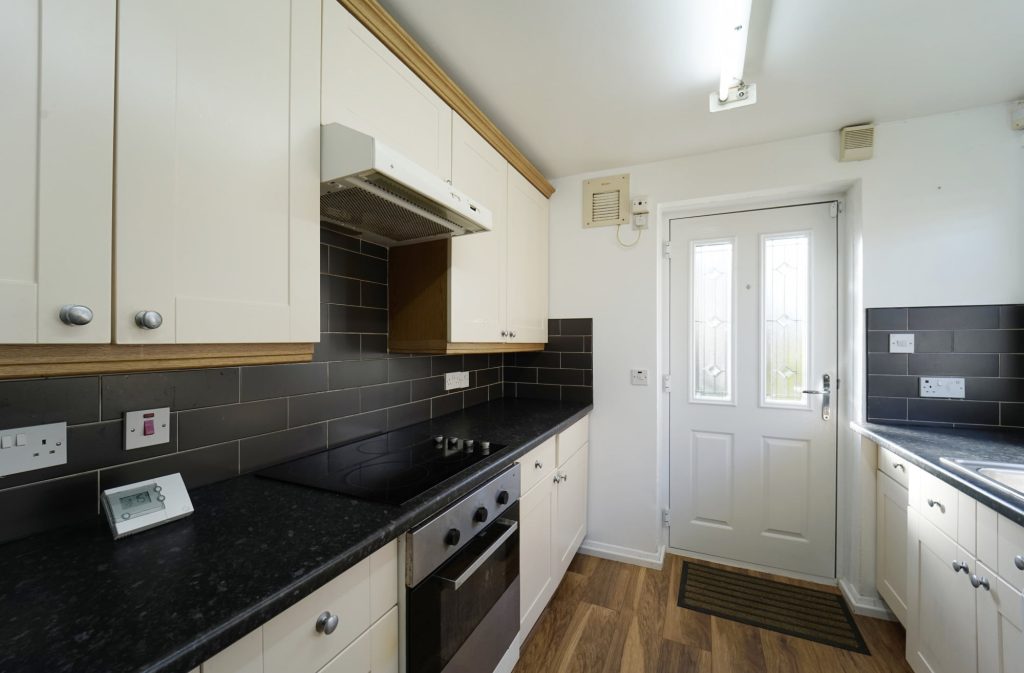 Property for rent in LS16: Holt Vale Leeds kitchen