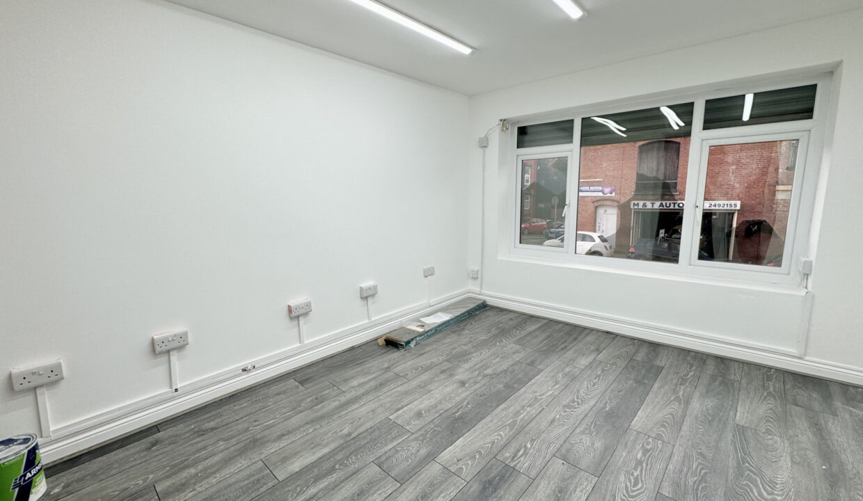Harehills-Road-Leeds-LS8-2