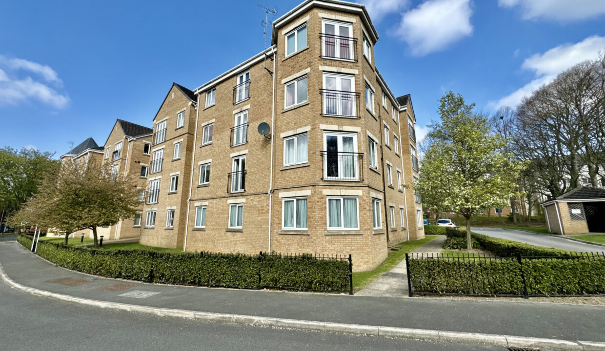 Ash-Court-Leeds-LS14