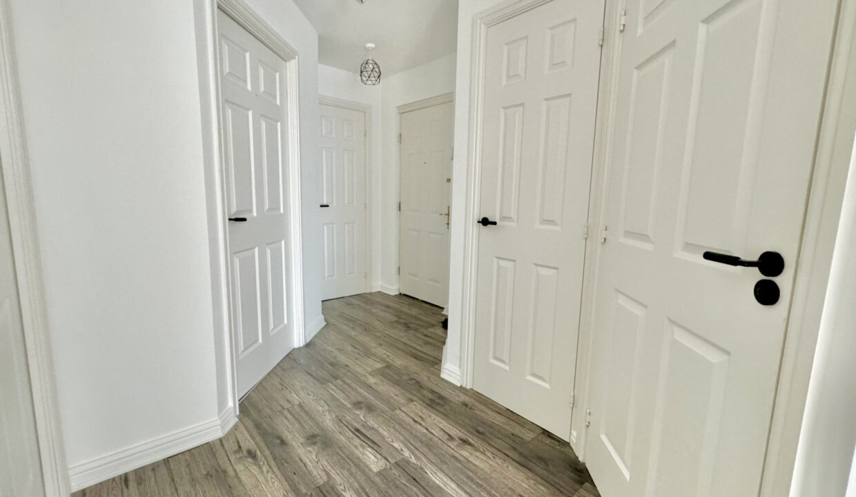 Ash-Court-Leeds-LS14-6