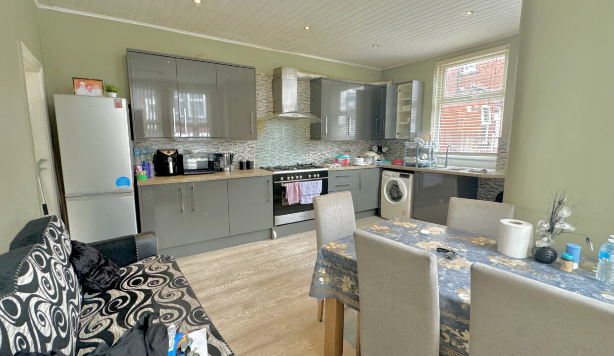 Dorset-Avenue-Leeds-LS8-5