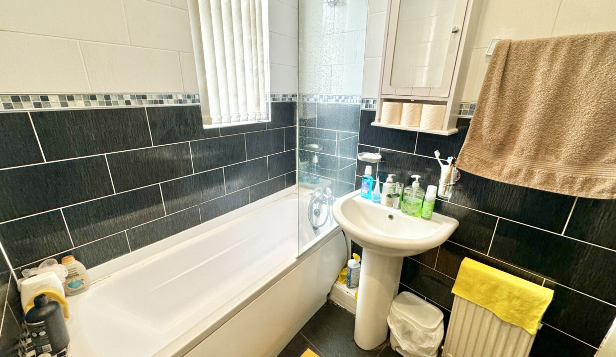 Dorset-Avenue-Leeds-LS8-6