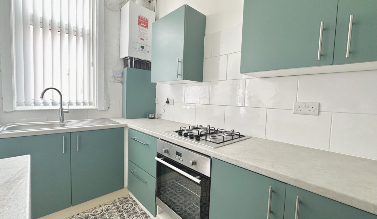 Seaforth-Avenue-Leeds-LS9-2