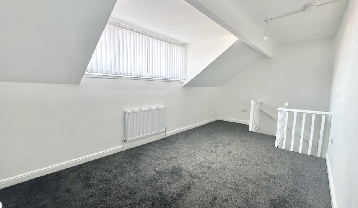 Seaforth-Avenue-Leeds-LS9-4
