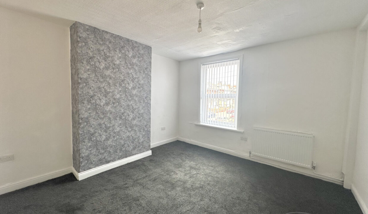 Seaforth-Avenue-Leeds-LS9-6