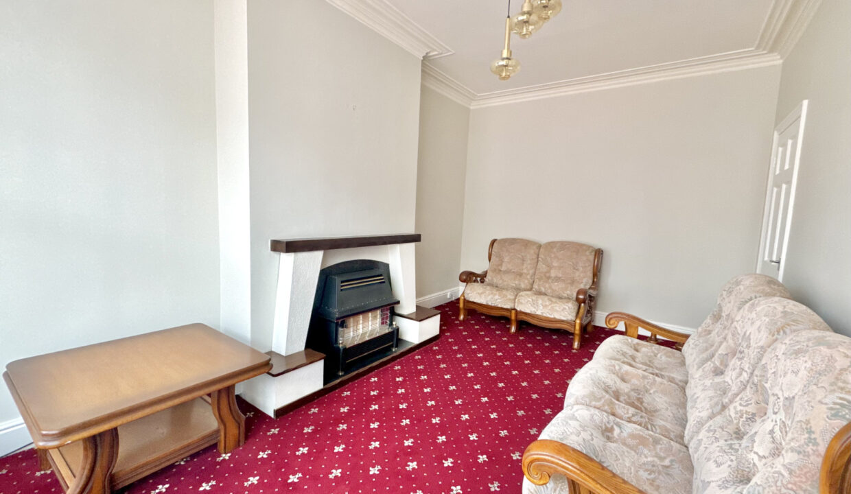 Seaforth-Terrace-Leeds-LS9-2