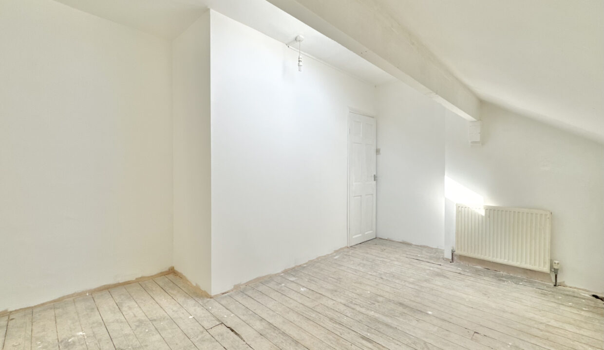 Seaforth-Terrace-Leeds-LS9-5
