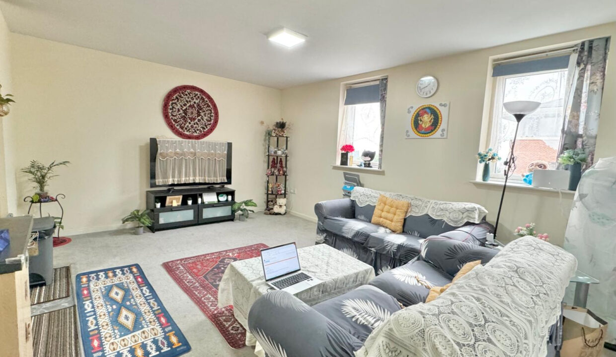 Aspect-14-Leeds-LS2-3