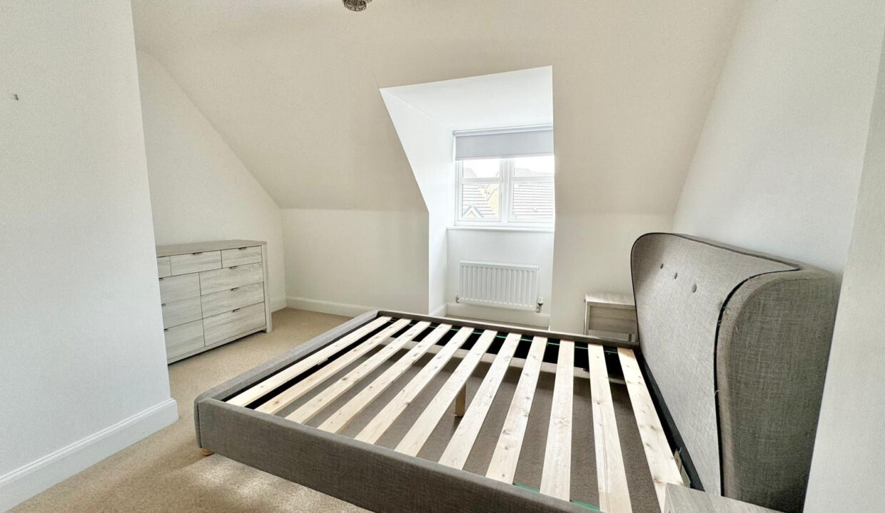 Whitehead-Close-Bradford-BD4-16