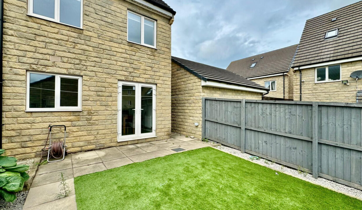 Whitehead-Close-Bradford-BD4-4